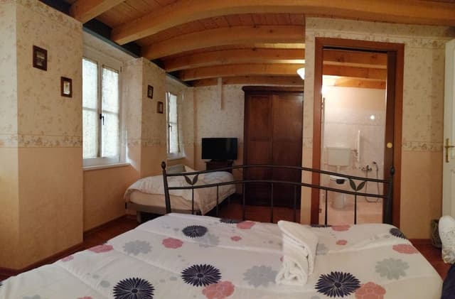Triple Room