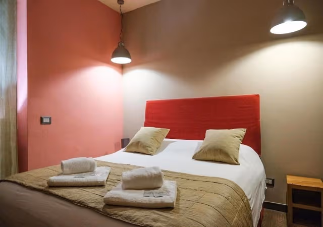 Standard Room, 1 Queen Bed