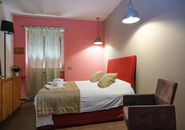 Standard Room, 1 Queen Bed