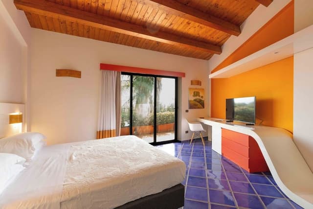 Double Room Single Use