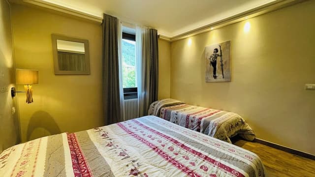 Classic Apartment, 1 Bedroom (5 people)