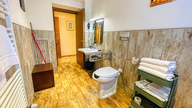 2BR Apt sleeps 6, 2nd floor - Tabor