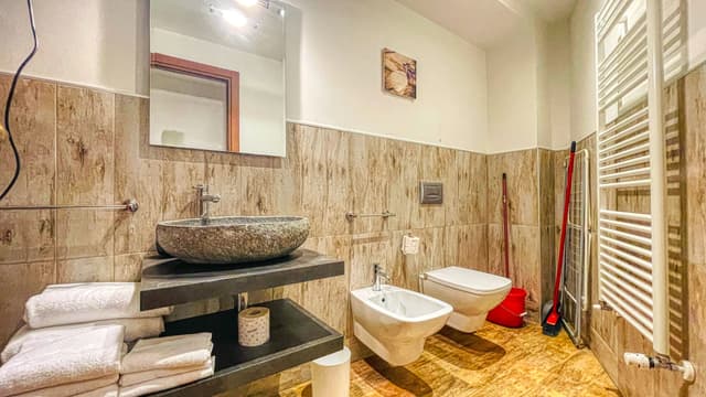 2BR Apt sleeps 6, Ground Floor - Tabor