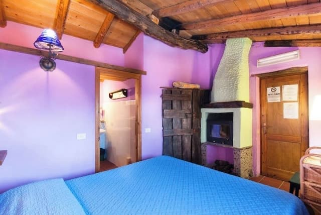 Deluxe Double Room, 1 Queen Bed, Non Smoking, Mountain View