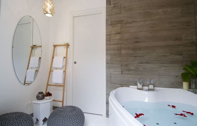 Suite, 1 Double Bed, Hot Tub