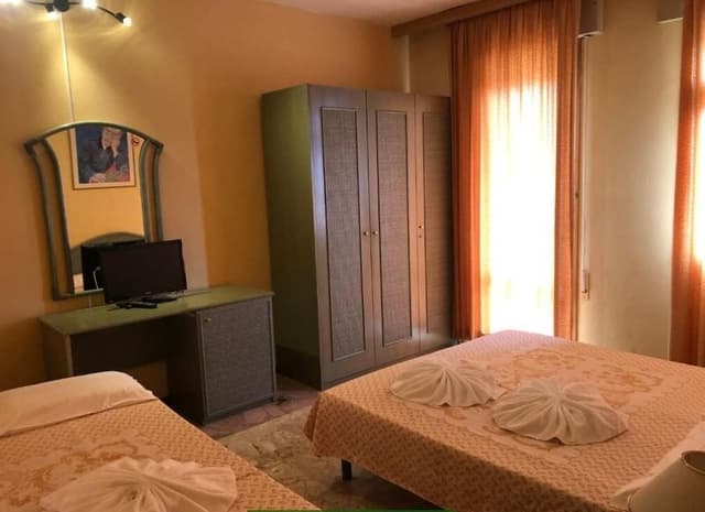 Classic Quadruple Room, Terrace, Partial Sea View