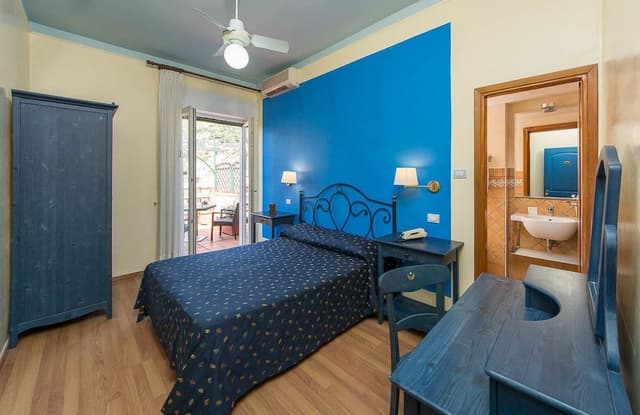 Double or Twin Room, Sea View