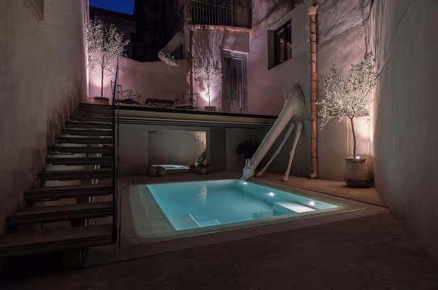 Exclusive Suite, Pool View