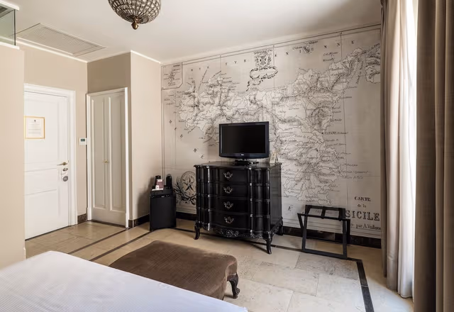 Superior Room, City View