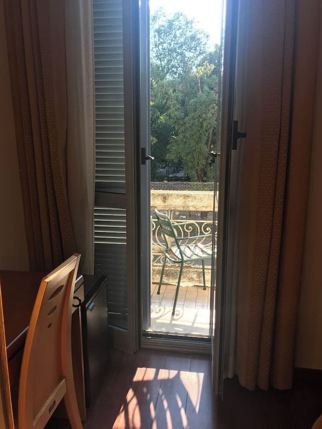 Double Room, Balcony