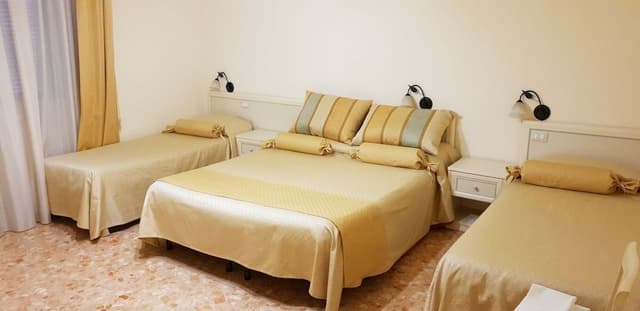 Classic Quadruple Room