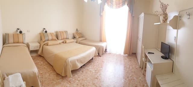 Classic Quadruple Room