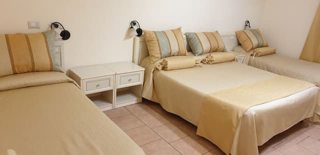Classic Quadruple Room