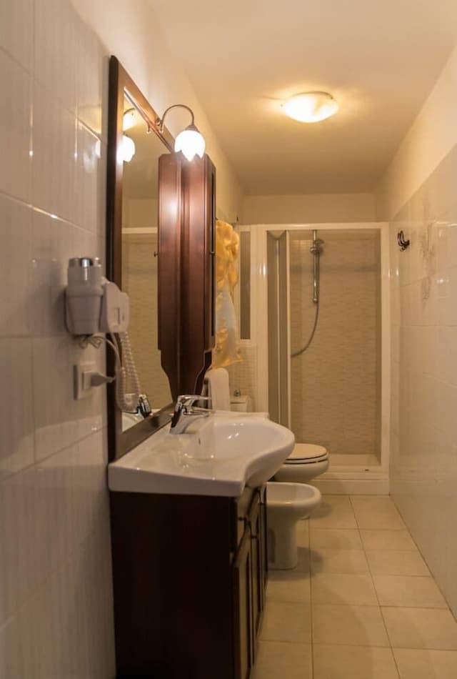 Traditional Double or Twin Room, Private Bathroom