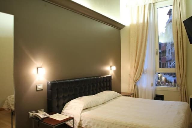 Superior Double Room, City View