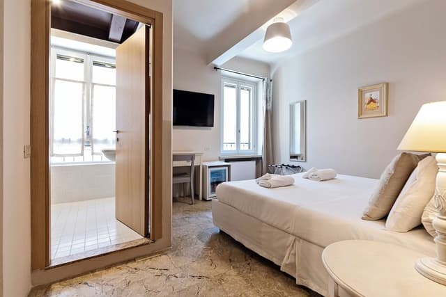 Classic Double Room, City View