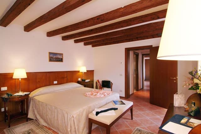 Classic Apartment, 1 Bedroom, Private Bathroom