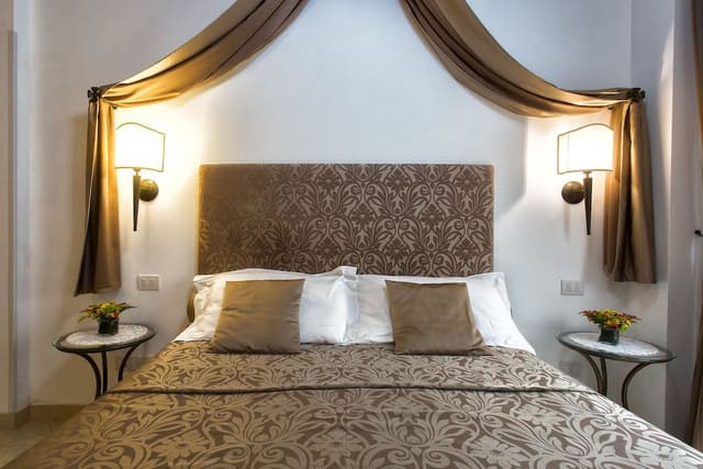 Superior Double Room, Canal View