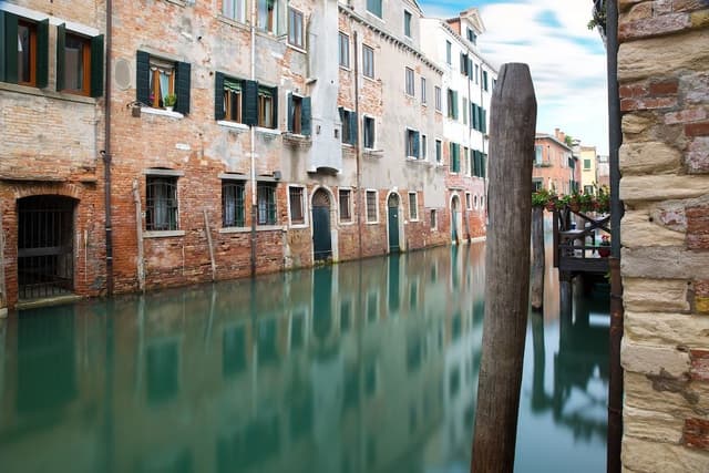 Superior Double Room, Canal View