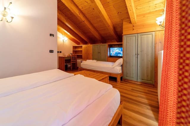 Triple Room, Balcony