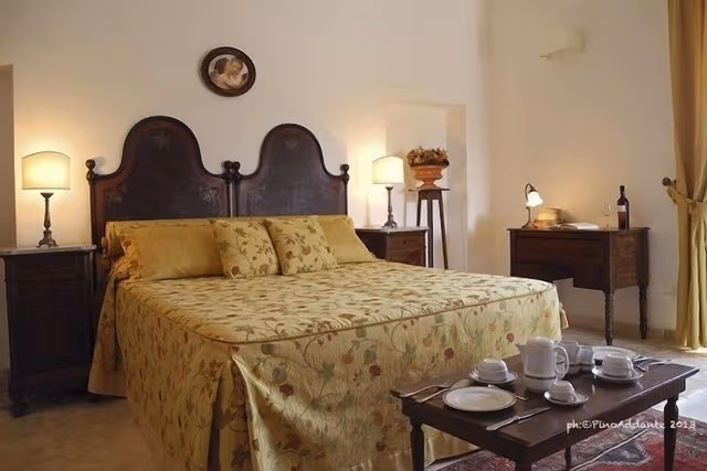 Suite, Balcony