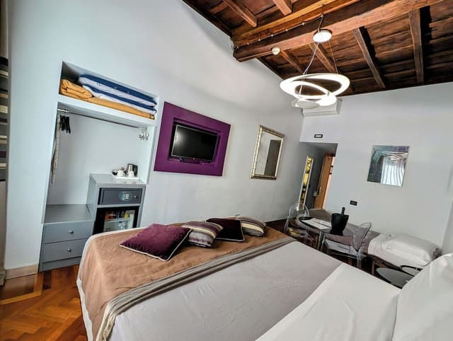 Triple Room, City View