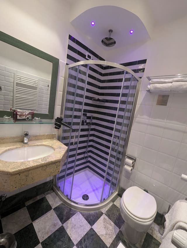 Triple Room, City View