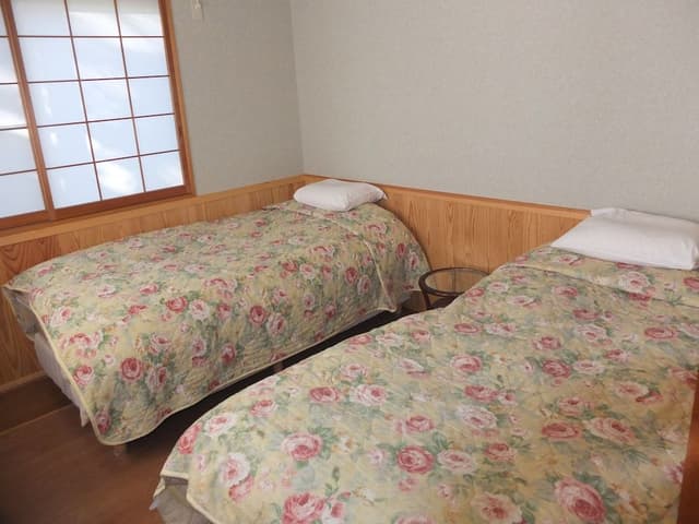 Quadruple Room with bathroom (2 beds, 2 futon)