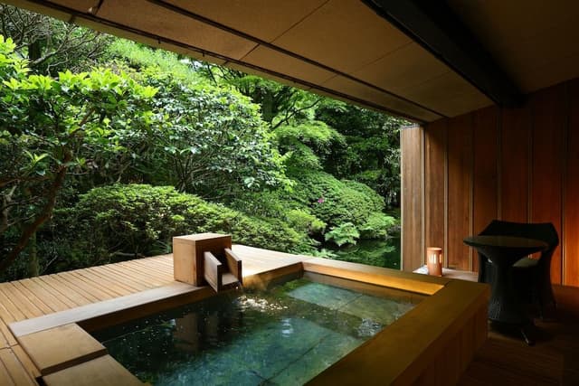 (Main Bldg.) Japanese Style Deluxe Room with Private Open Air Bath (Non-Smoking)
