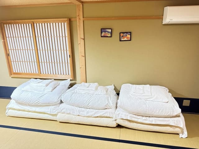 Room for four with Private Bathroom (2,3,4 people)