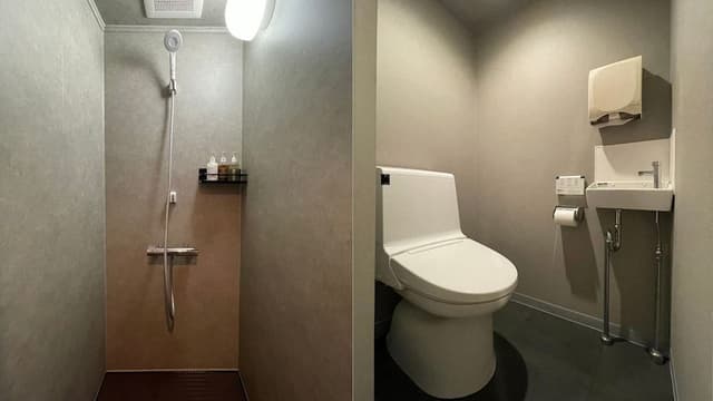 [Shared Bathroom] Small Double Room (120cm bed)