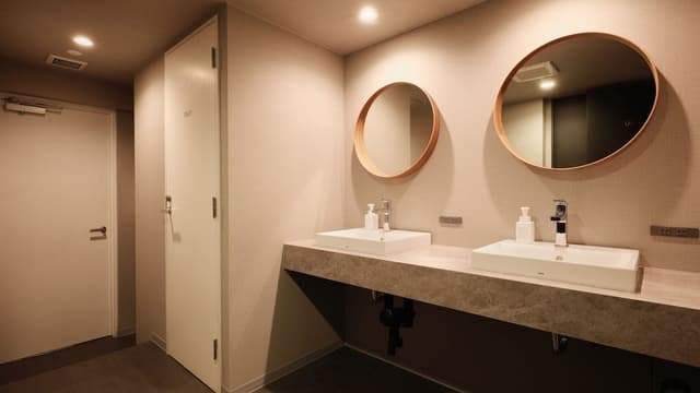 [Shared Bathroom] Small Double Room (120cm bed)