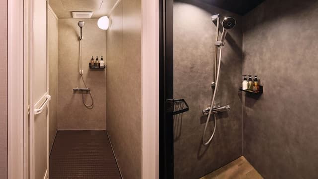 [Shared Bathroom] Small Double Room (120cm bed)