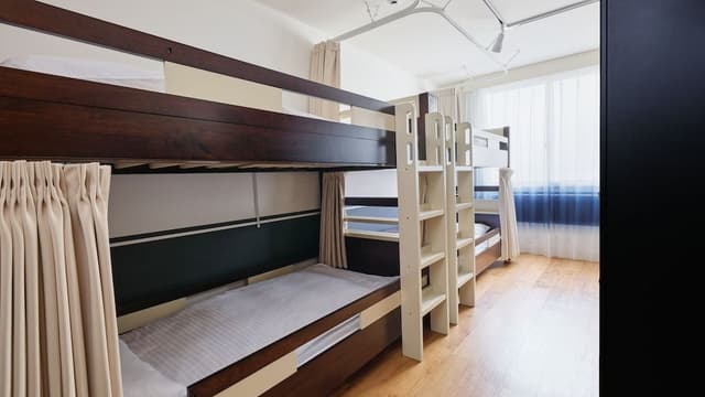 [Shared Bathroom] Shared Dormitory (6 Bedrooms)