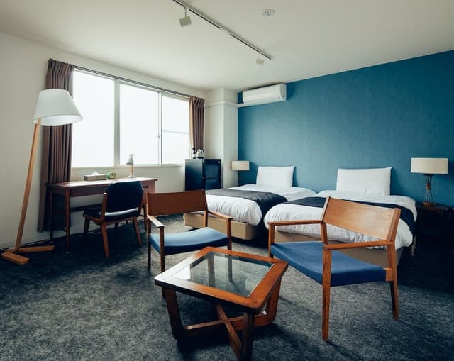 [Private Bathroom] Superior King or Twin Room
