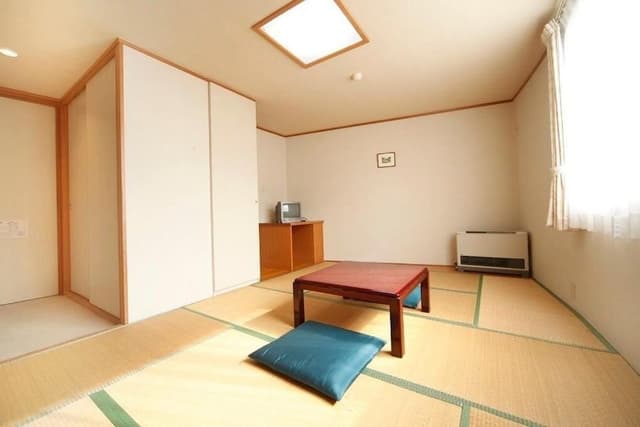 Japanese Style Room, Shared Bathroom (with 8 Tatami Mats)