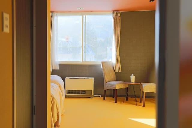 Twin Room with Private Bathroom
