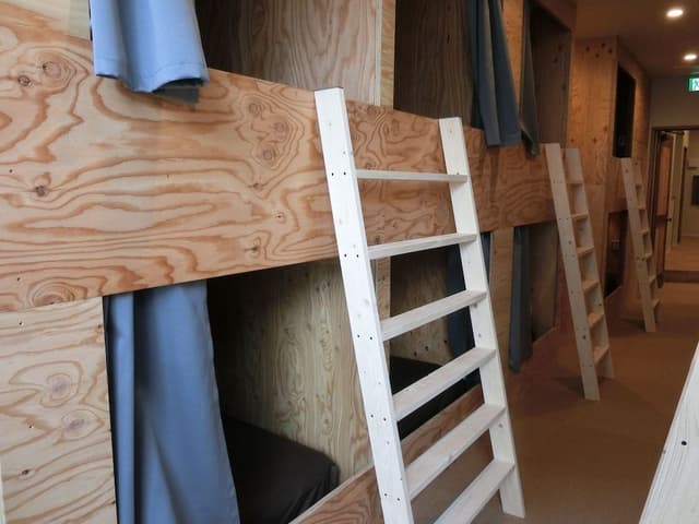Shared Dormitory, Women only