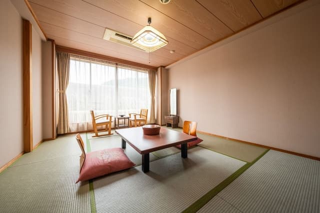 Standard Japanese Style Room, Shared Bathroom