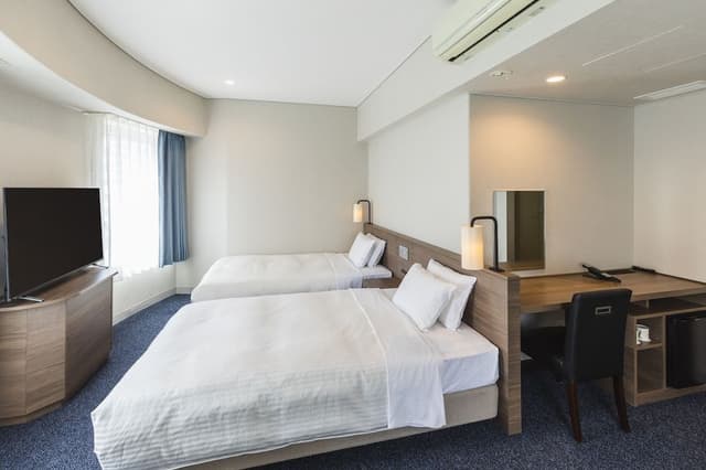 [Smoking] Connecting Room