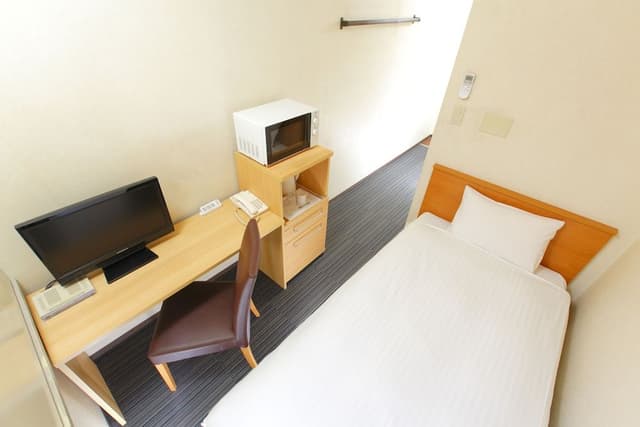 Economy Single Room, Basement Floor, Smoking (Cleaning is Optional with Additional Cost)