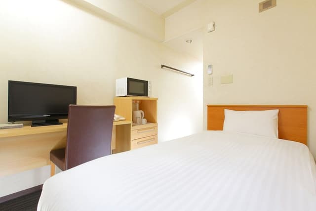 Economy Single Room, Basement Floor, Smoking (Cleaning is Optional with Additional Cost)