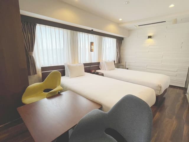 Enoshima Twin Room (Park Side, 2nd Floor)