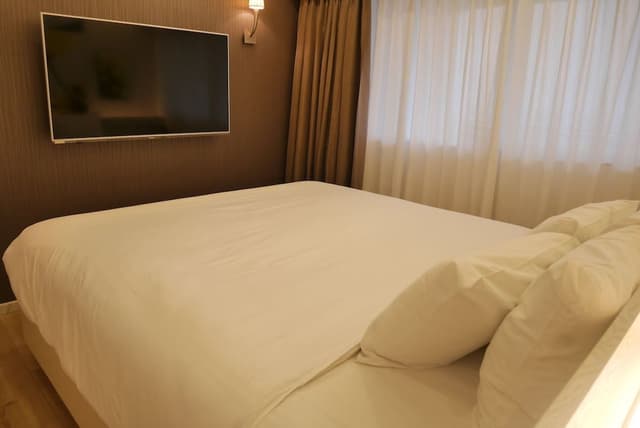 Ocean Junior Suite (Ocean Side, Top Floor)