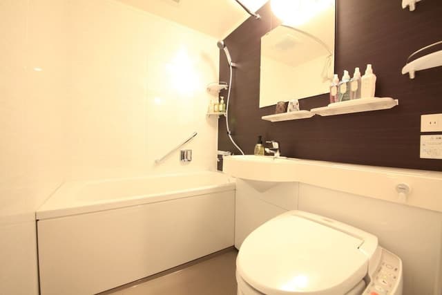 Deluxe Twin Room - Non Smoking (2 Double Bed) - Extrabed is from 3rd Adult