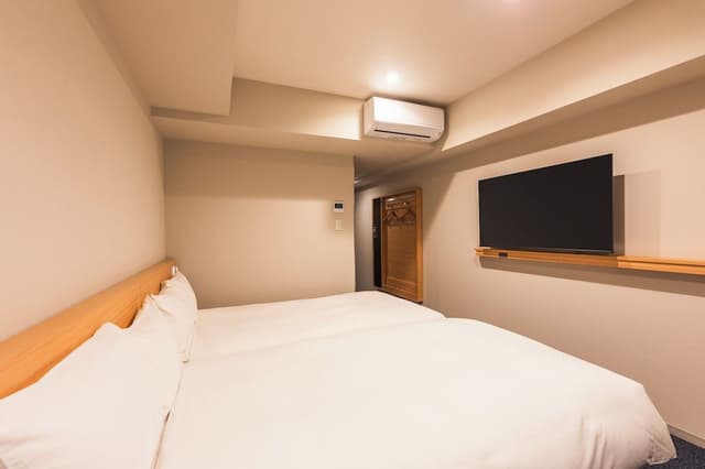 [Renovated] Standard Twin Room, Smoking