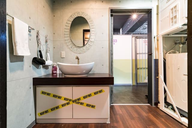 Design Studio, 5 Bedrooms, 2 Bathrooms