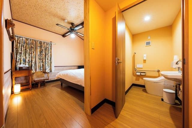 Economy Double Room, Shared Bathroom