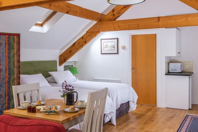 Studio, Ensuite (The Loft-2 Bedroom Annexe)