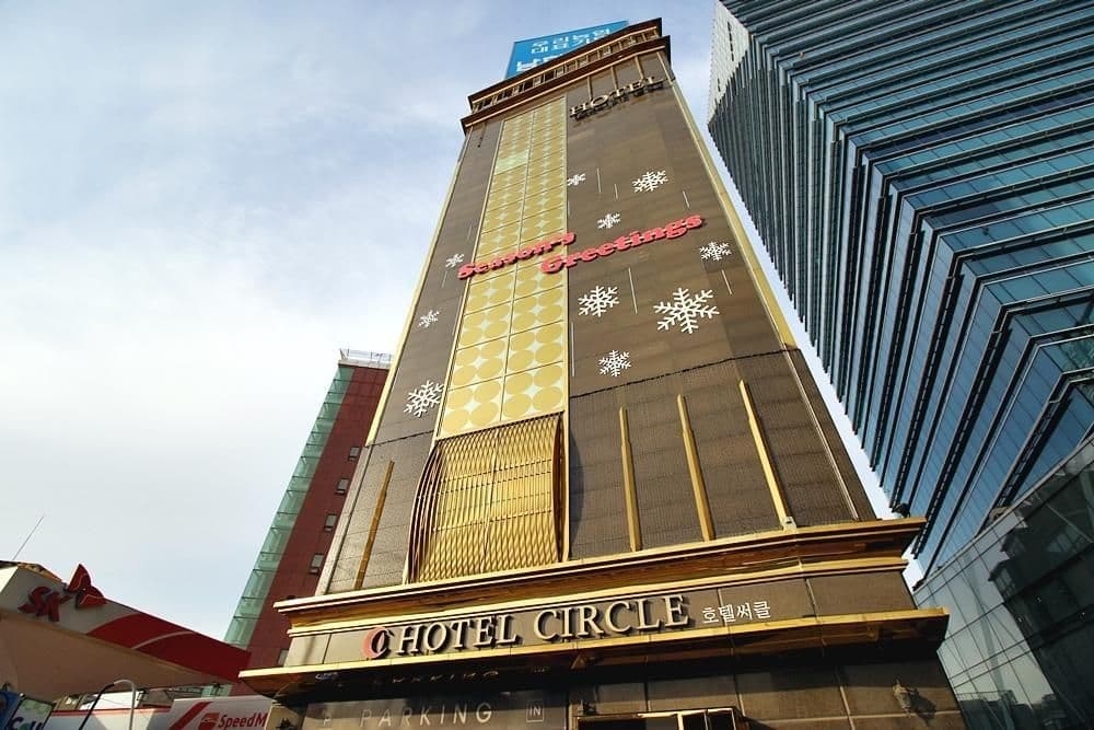 โรงแรมเซอร์เคิล โซล
